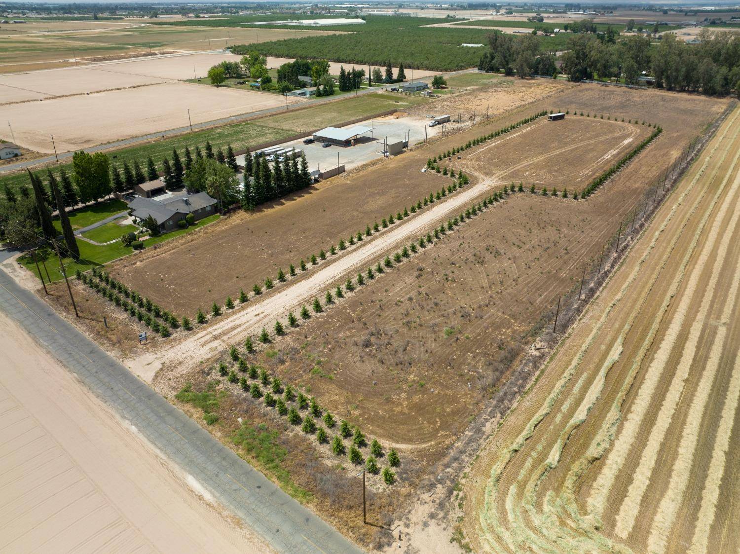 Turlock, CA 95380,10115 Golf Link RD