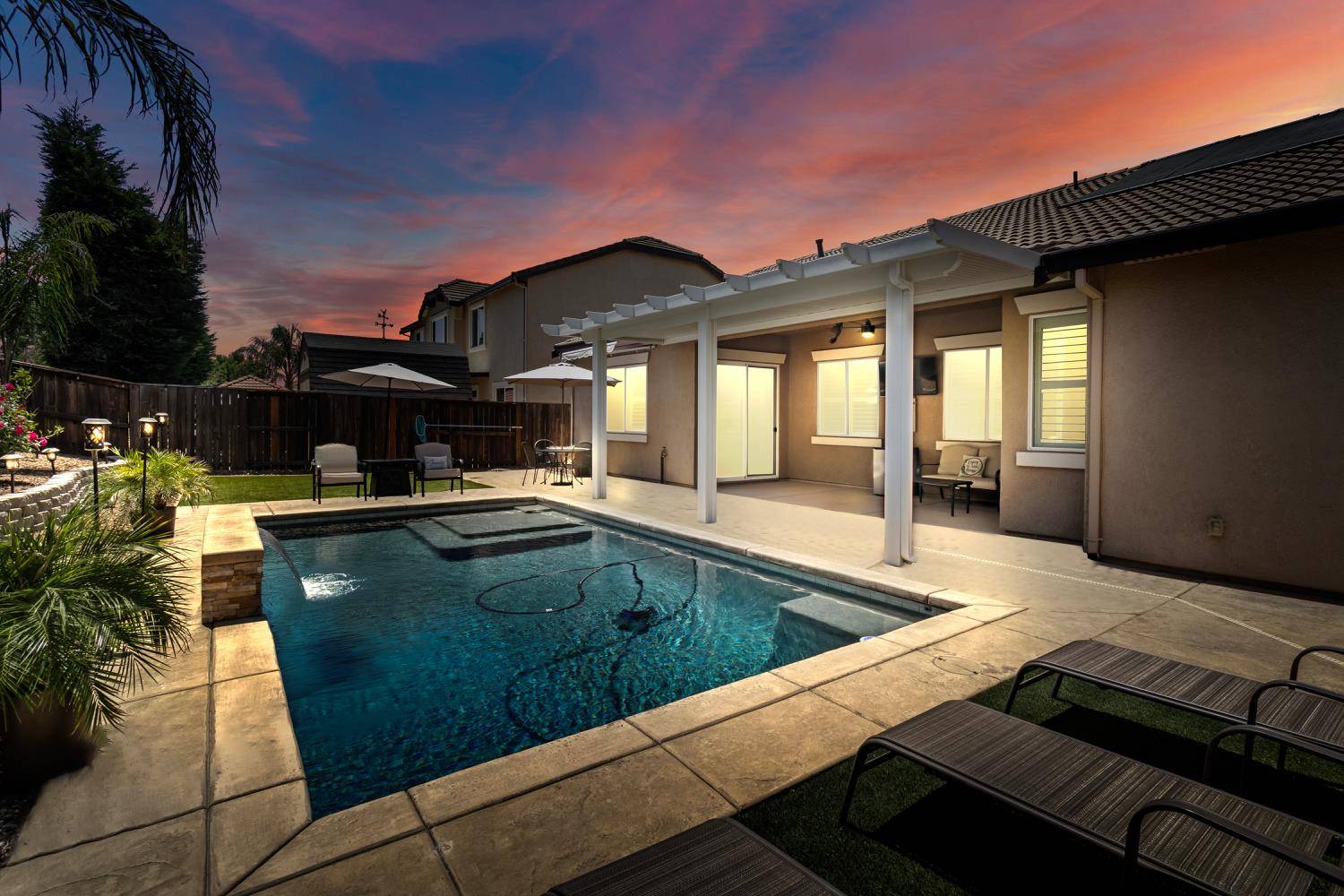 Elk Grove, CA 95624,10017 Shiraz WAY