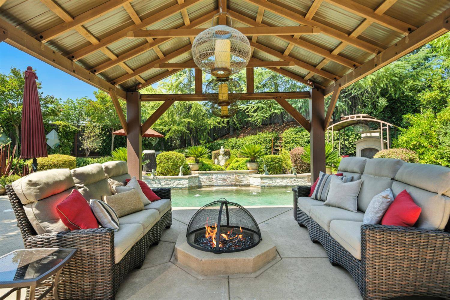 Roseville, CA 95661,3001 Grasmere CIR