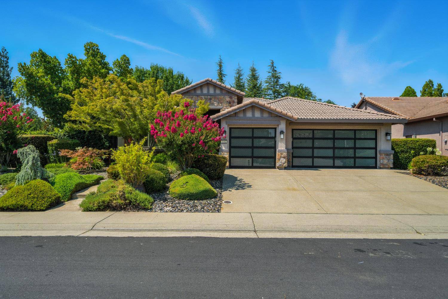 Roseville, CA 95661,3001 Grasmere CIR
