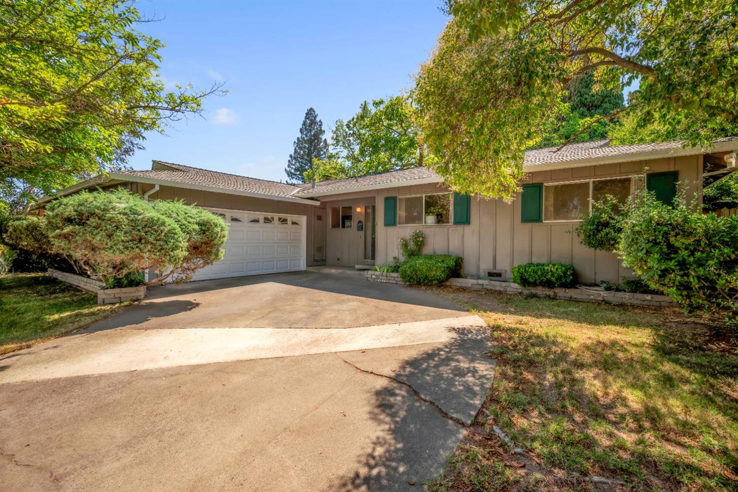 Roseville, CA 95678,702 Garcia AVE