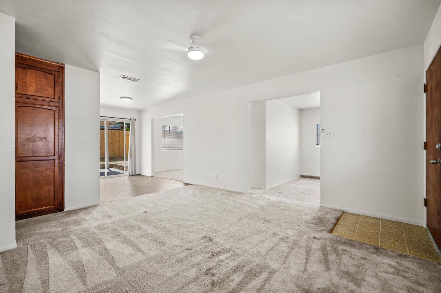 North Highlands, CA 95660,6004 Gay WAY