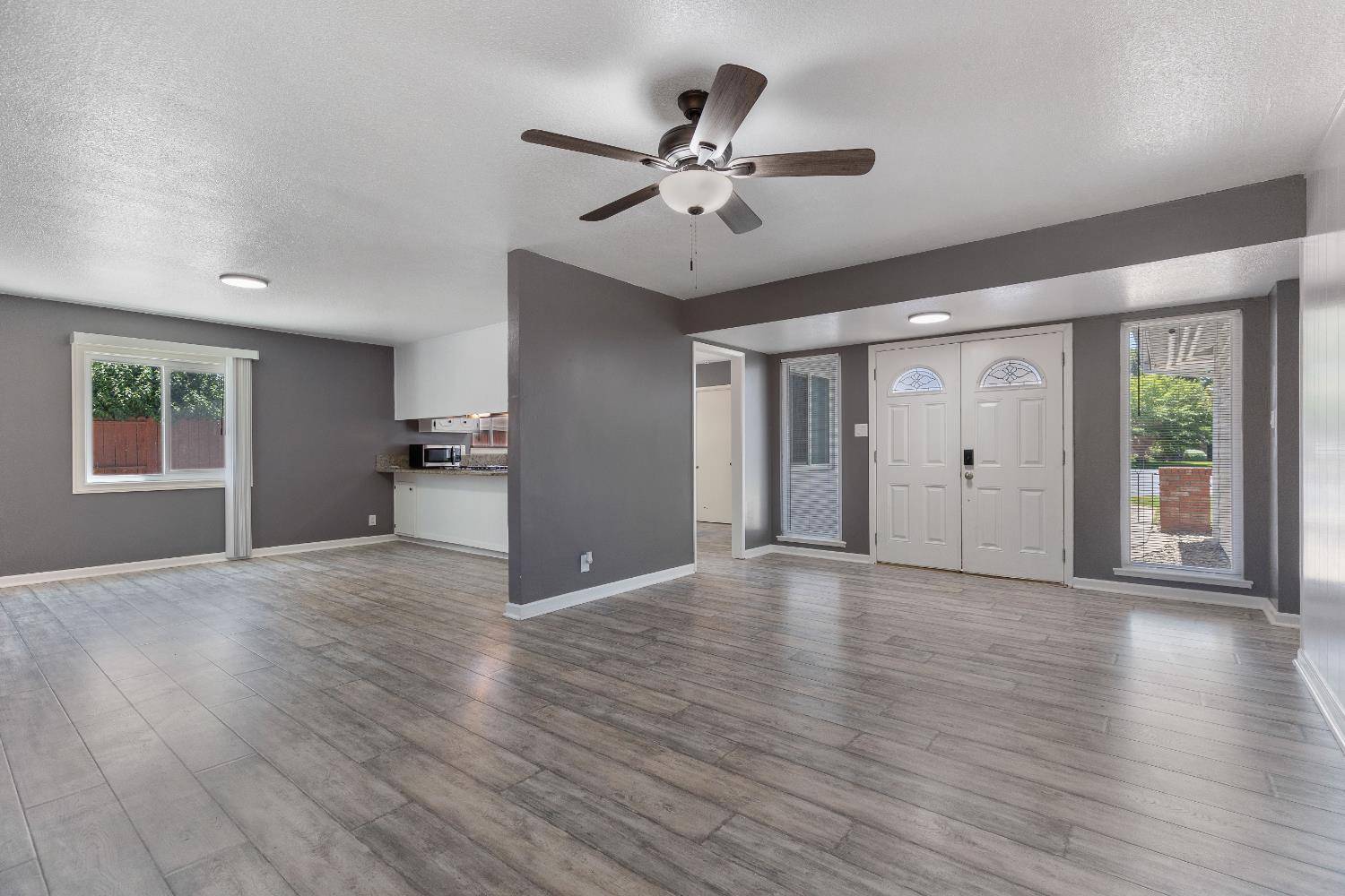 Sacramento, CA 95826,2537 Warrego WAY