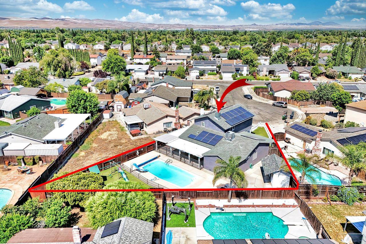 Tracy, CA 95376,166 Norman CT