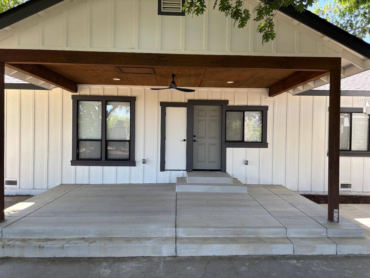 Ripon, CA 95366,20328 E River RD