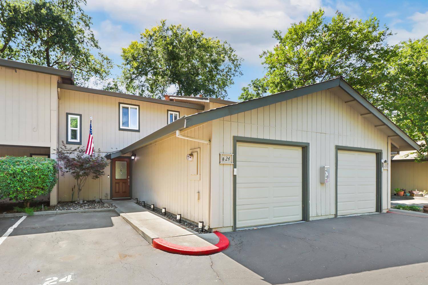 Davis, CA 95616,3401 Bermuda AVE #24