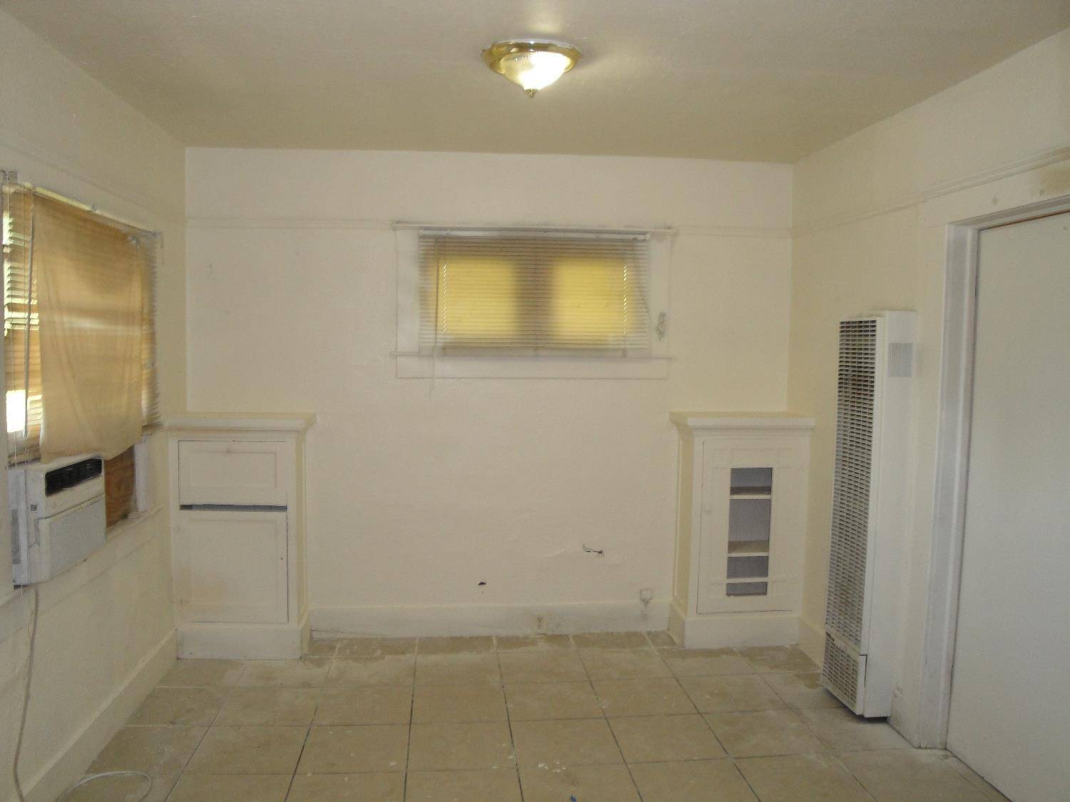 Fresno, CA 93702,1209 S 3rd ST