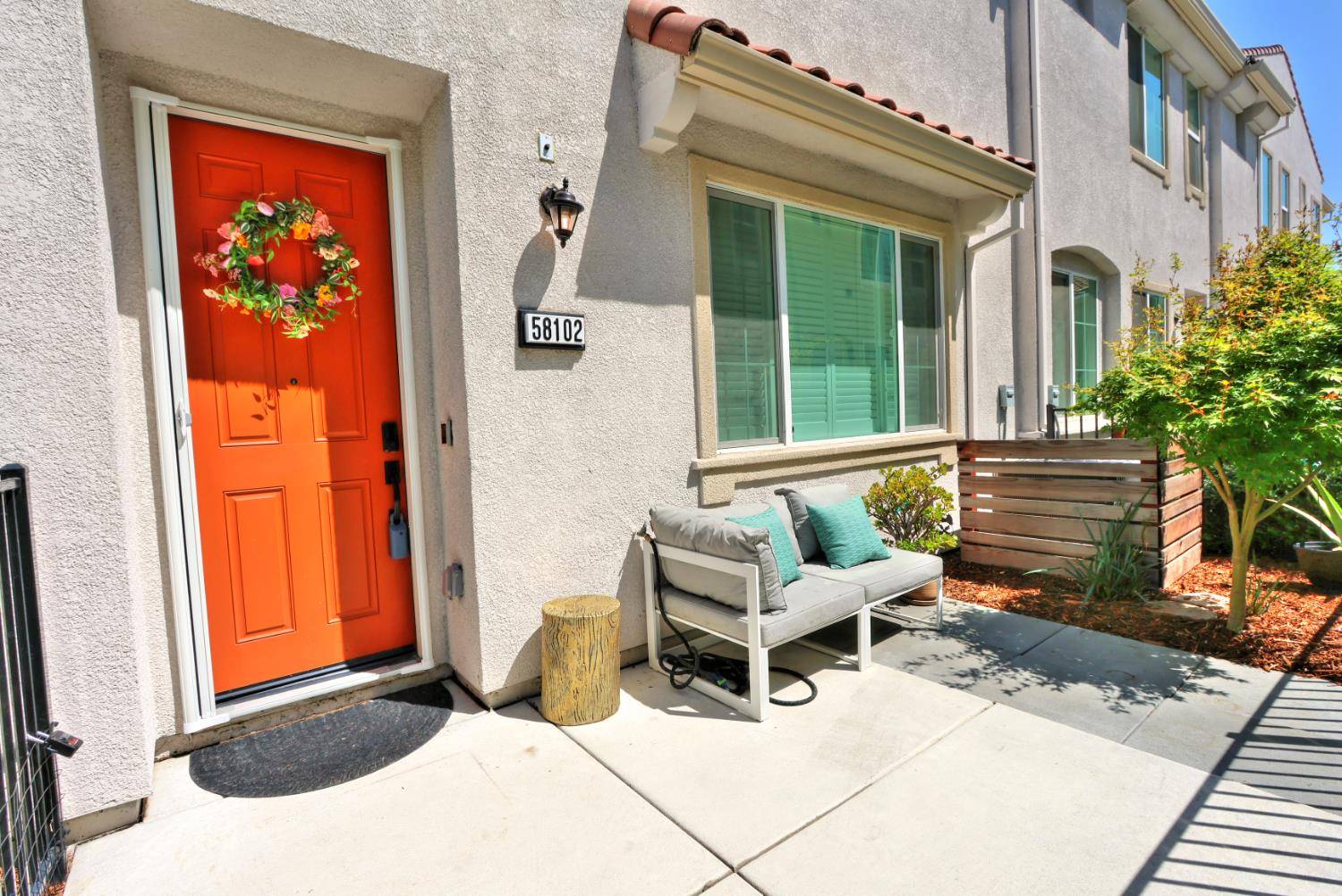 Sacramento, CA 95835,5301 E Commerce WAY #58102