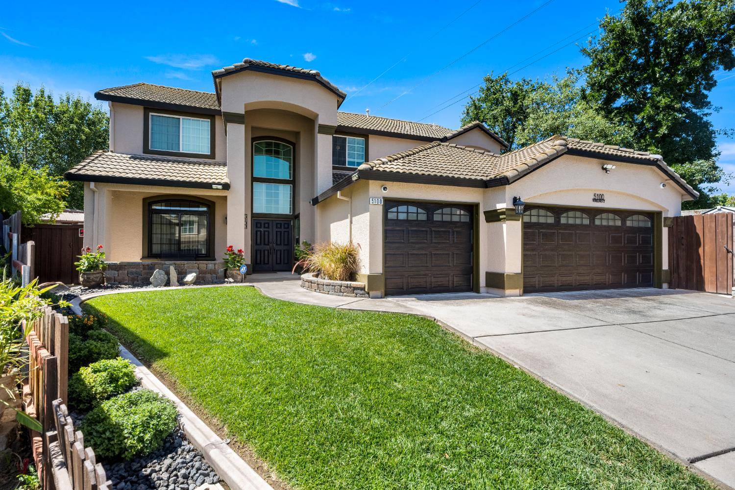 Antelope, CA 95843,5100 Homeland CT