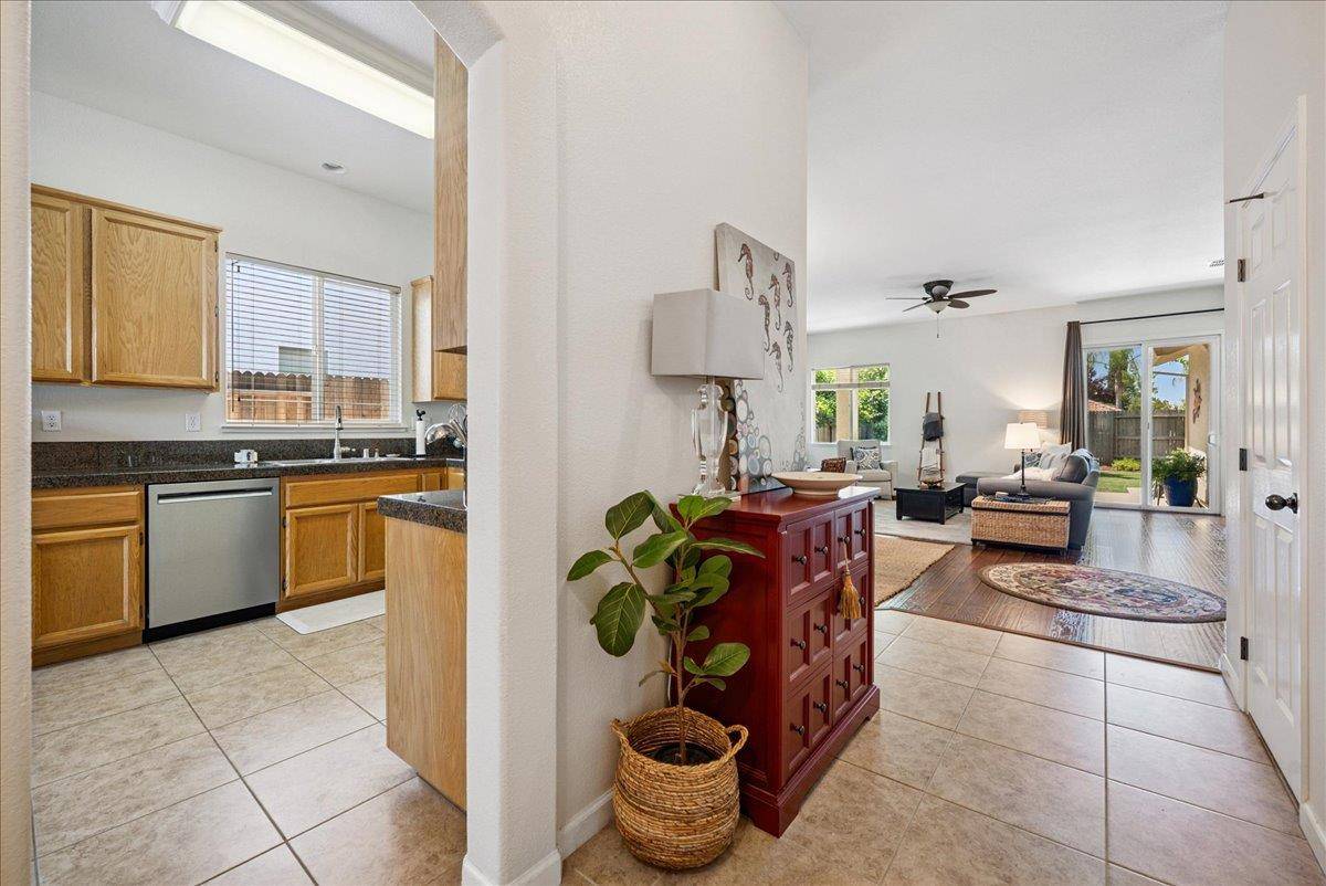 Roseville, CA 95747,1865 San Esteban CIR