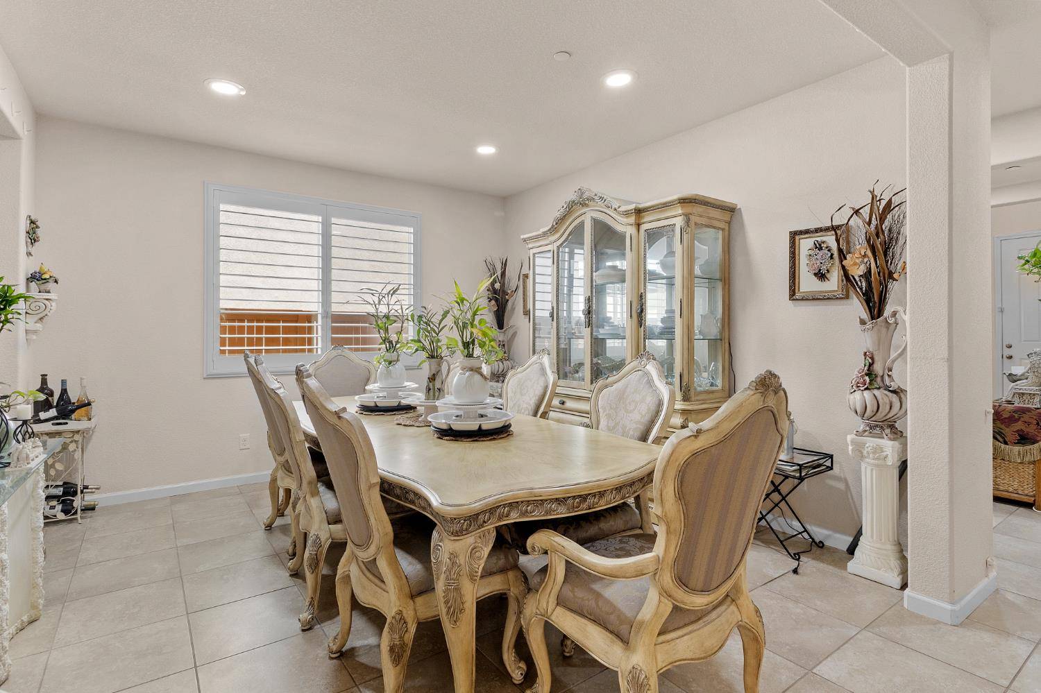 Elk Grove, CA 95757,8125 Genex WAY