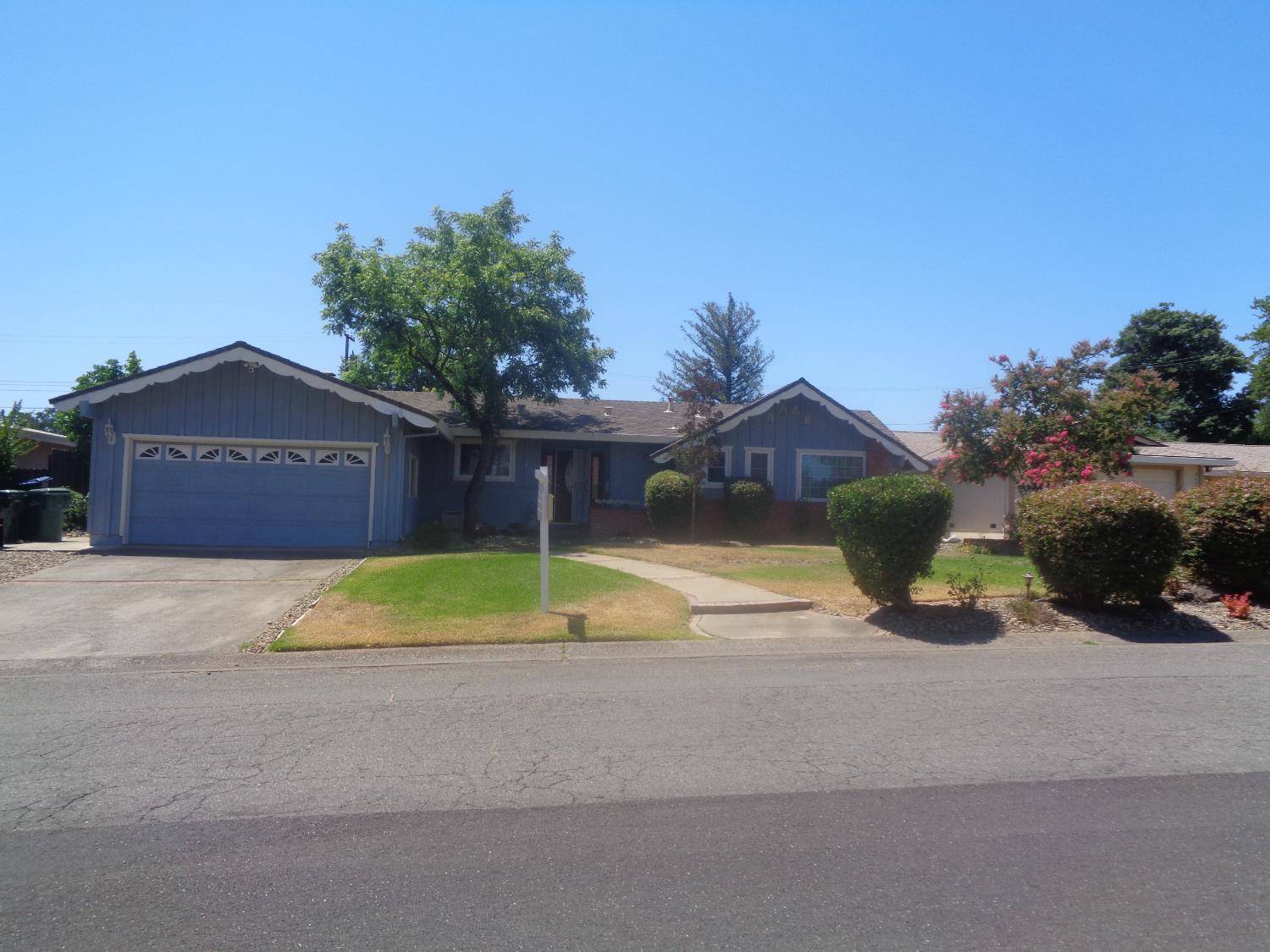 Orangevale, CA 95662,9412 Twin Lakes Ave