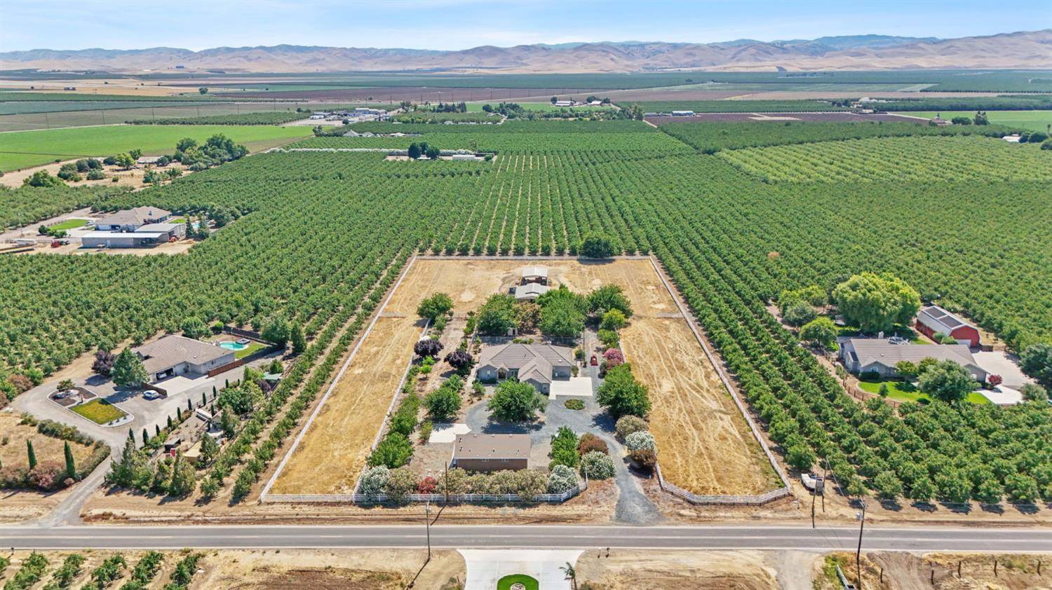 Patterson, CA 95363,18413 Sycamore AVE