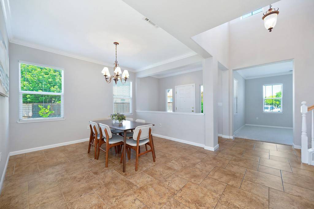 West Sacramento, CA 95691,3870 Huntington RD