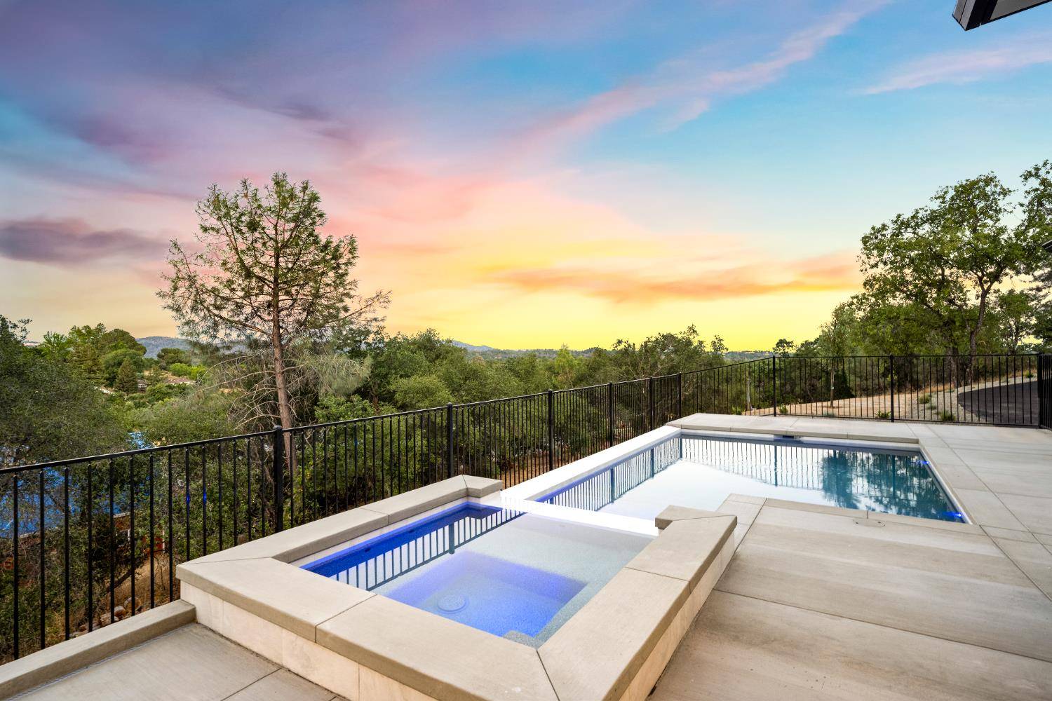 Loomis, CA 95650,3939 Dawn DR