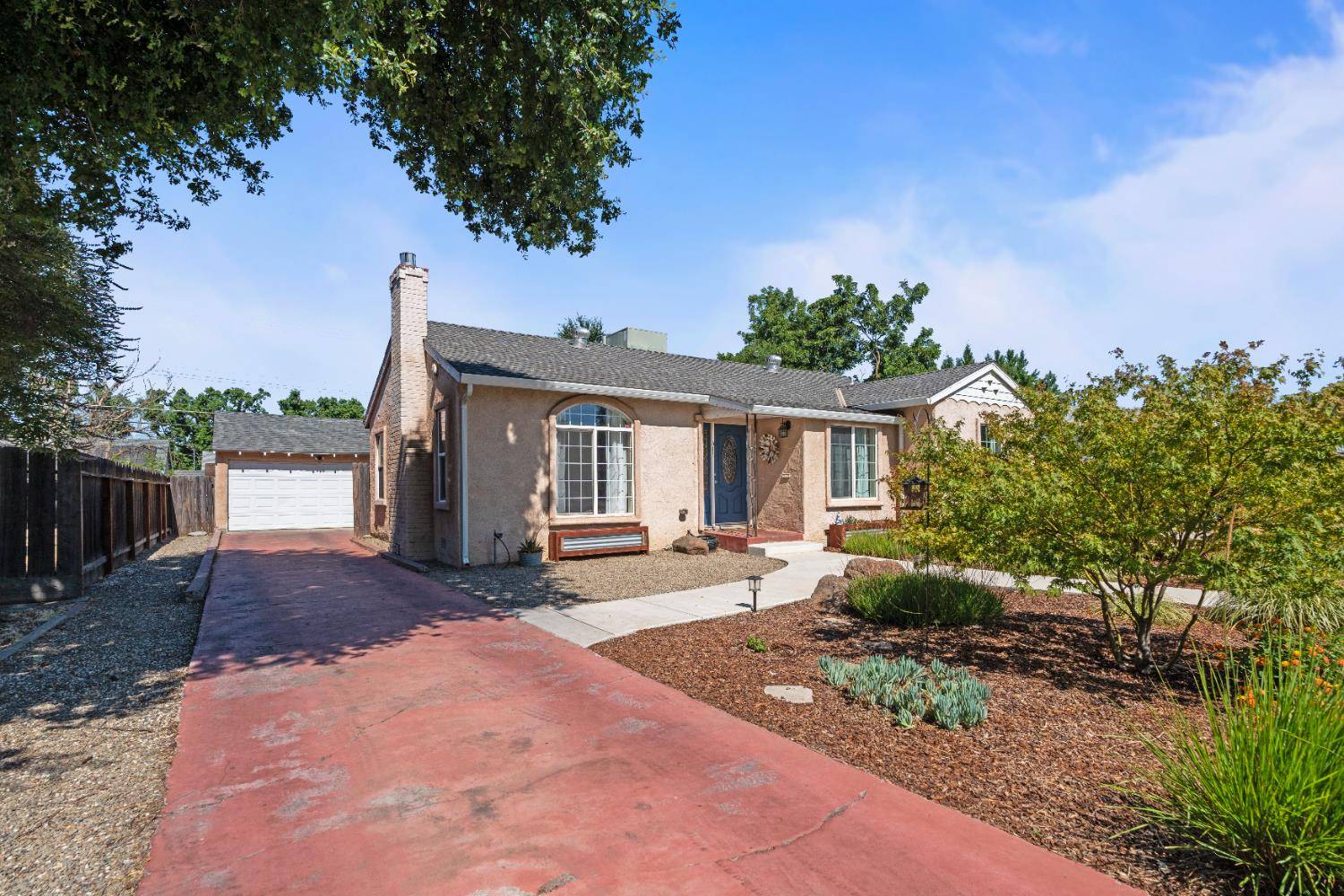 Modesto, CA 95354,411 Santa Barbara AVE