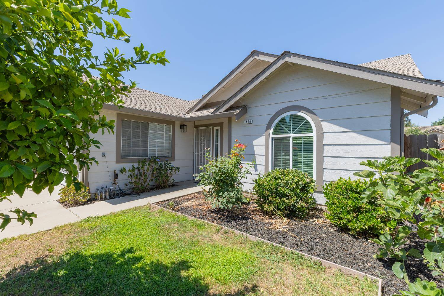 Modesto, CA 95355,1509 Prospect LN