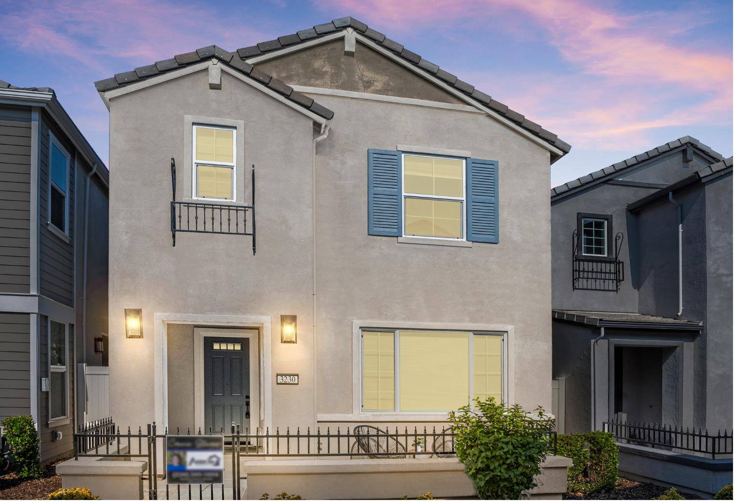 West Sacramento, CA 95691,3230 Longspur LN