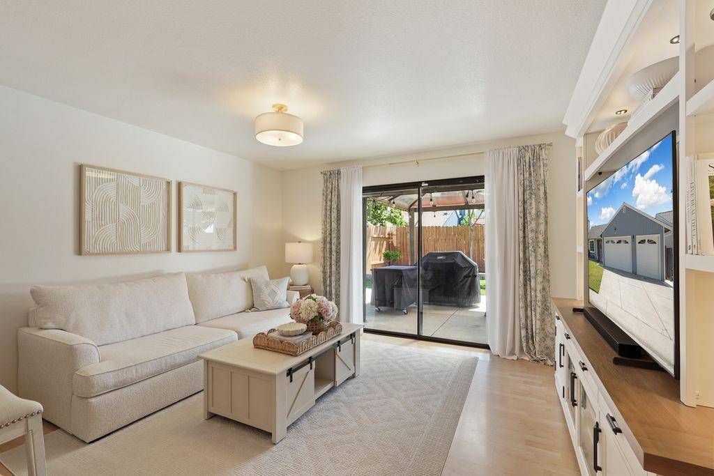 Sacramento, CA 95828,8751 Pacific Hills WAY