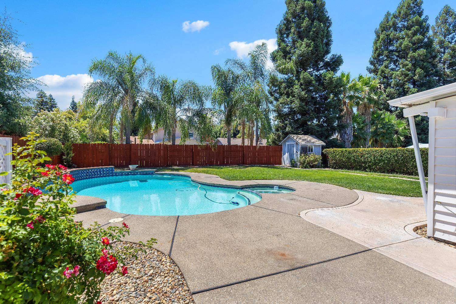 Citrus Heights, CA 95610,8646 Blue Jay WAY