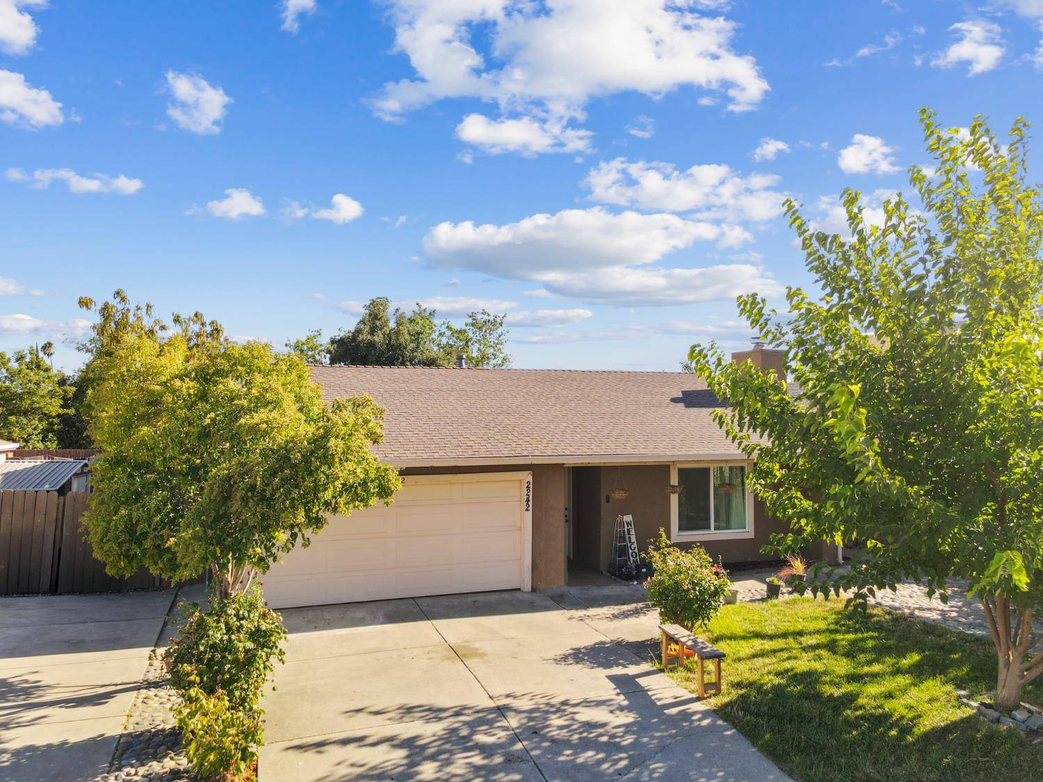 Stockton, CA 95206,2242 Port Trinity CIR