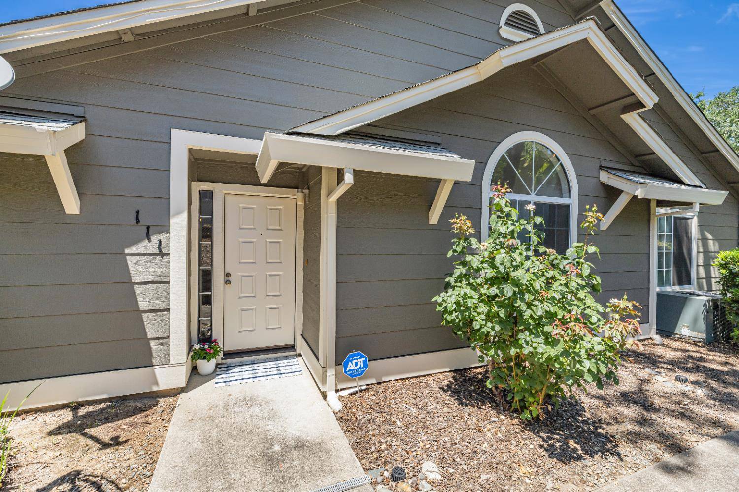 Folsom, CA 95630,111 Pierpoint CIR