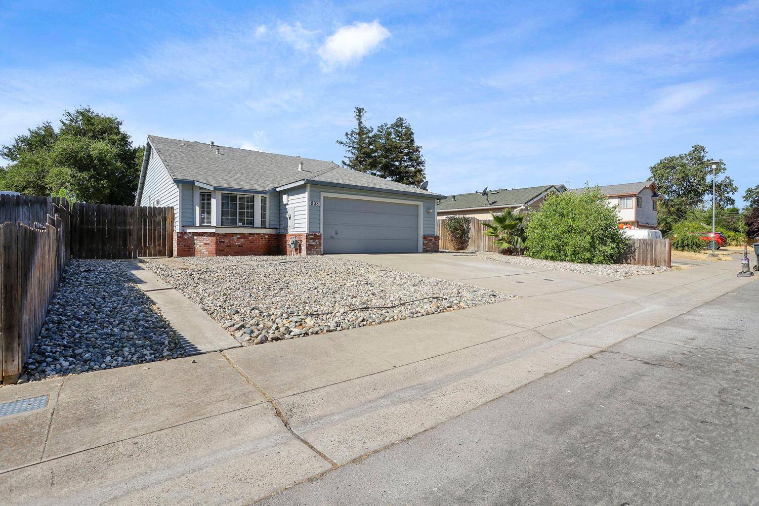 Sacramento, CA 95838,808 Marsh Creek DR