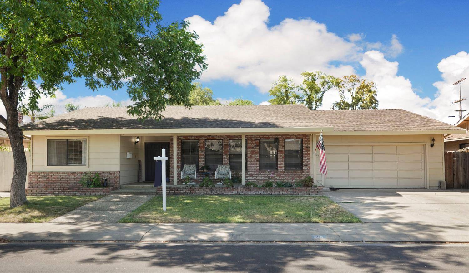 Modesto, CA 95350,306 E Elise CT