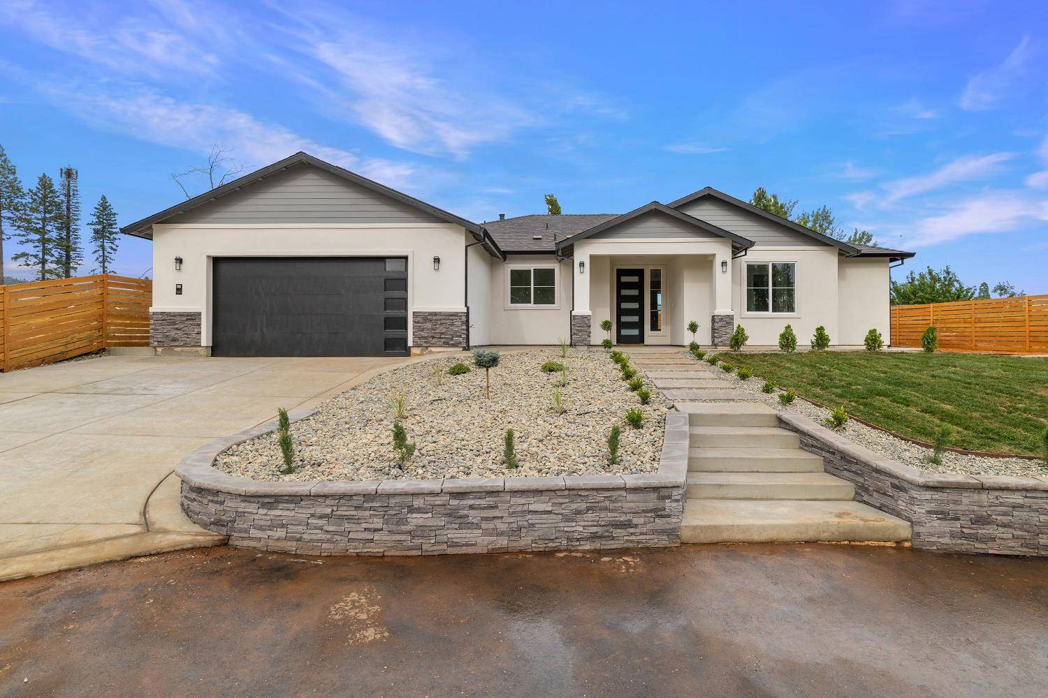 Paradise, CA 95969,6638 Dolores DR