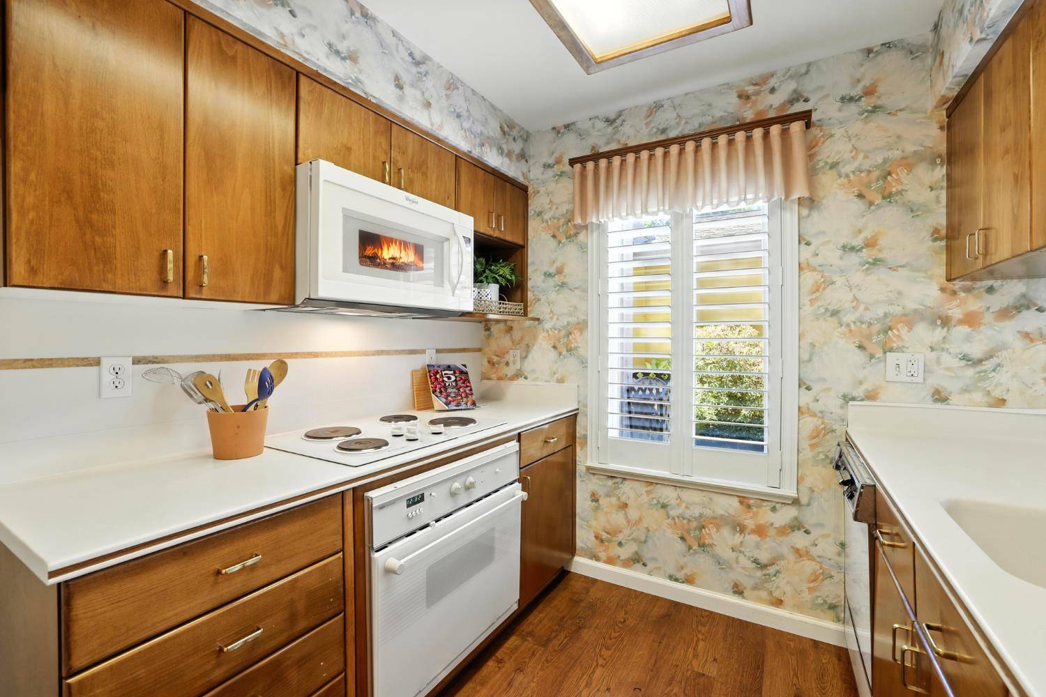 Rancho Cordova, CA 95670,2246 Baywater LN