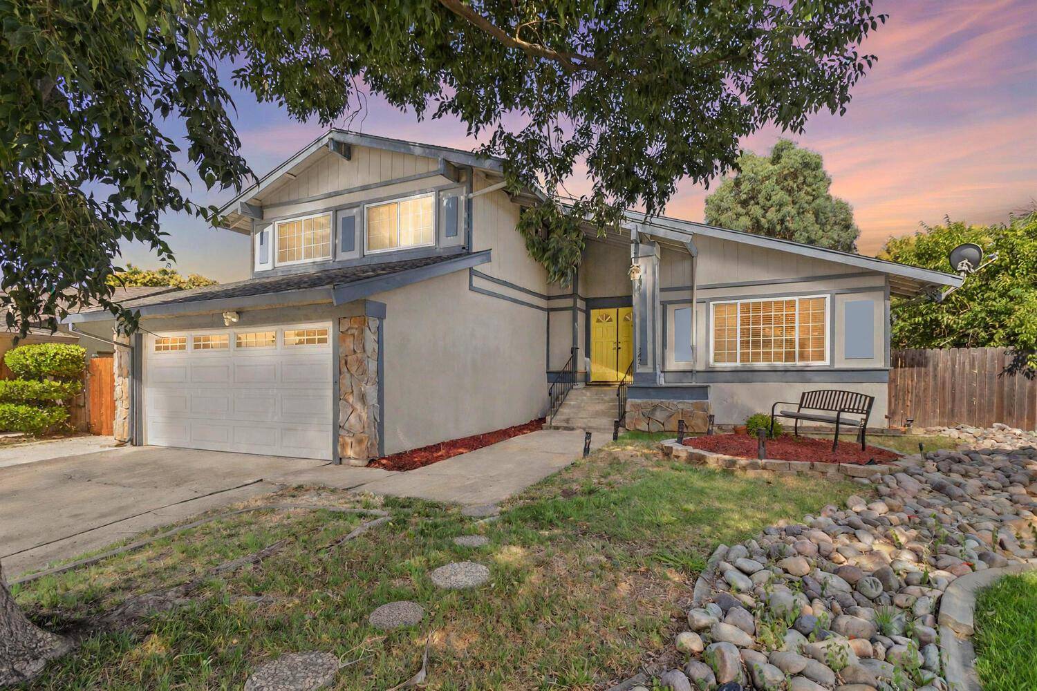 Sacramento, CA 95827,3421 Corbin WAY