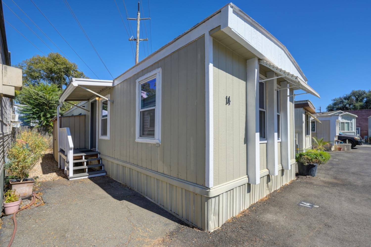 Davis, CA 95616,1027 Olive DR #14