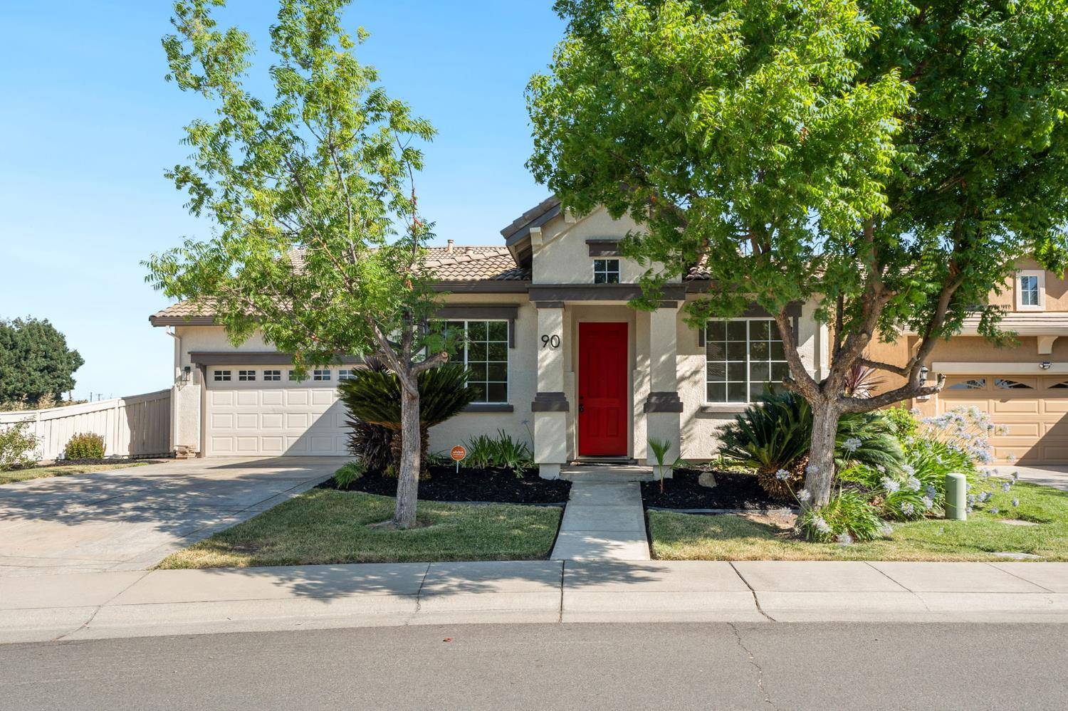 Sacramento, CA 95834,90 Opus CIR