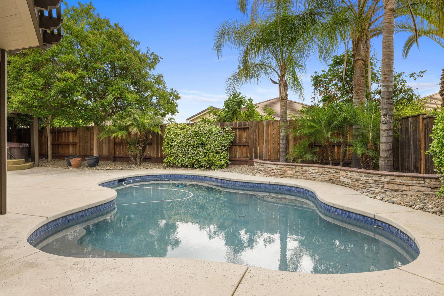 Manteca, CA 95337,1734 Bandoni LN