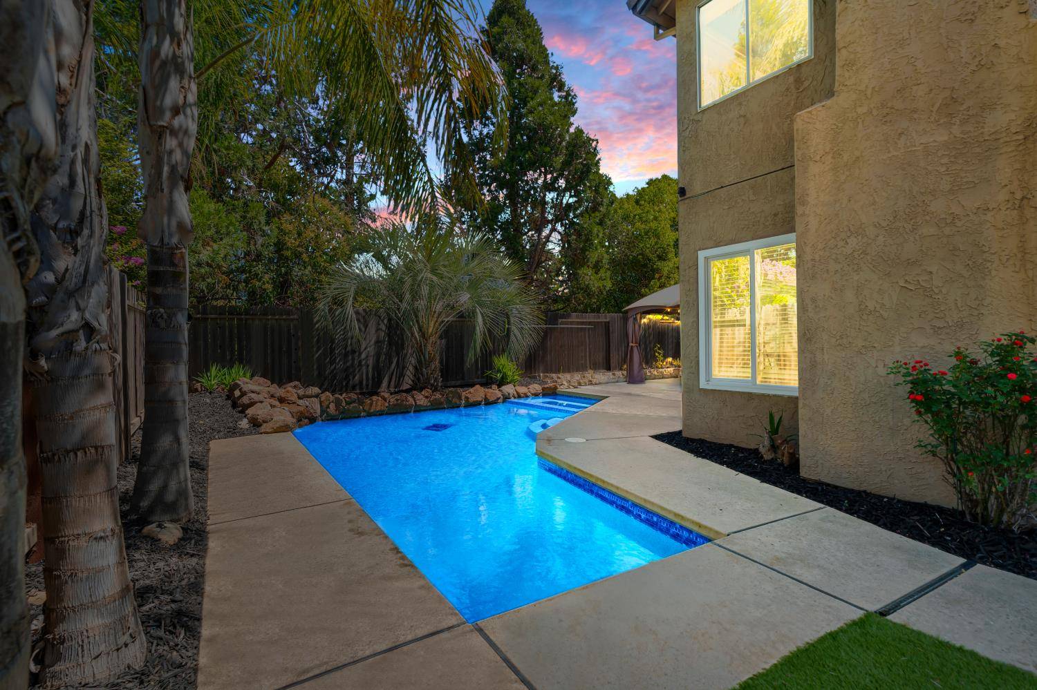 Folsom, CA 95630,406 S Lexington DR