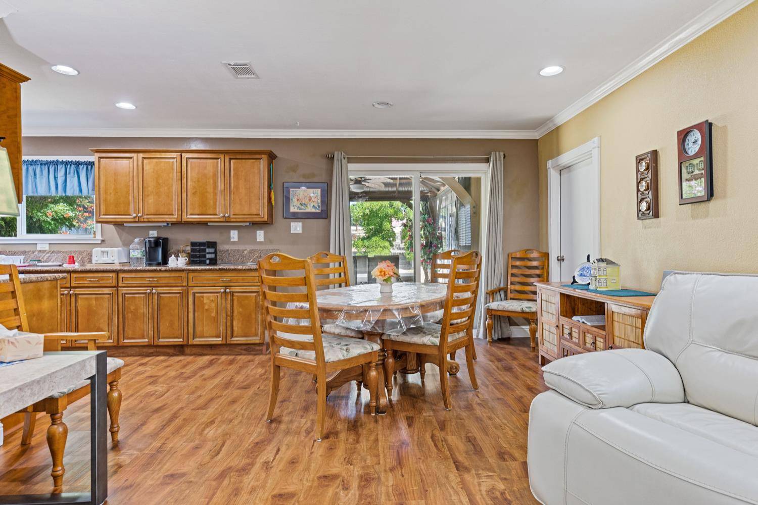Fair Oaks, CA 95628,6761 Linda Sue WAY