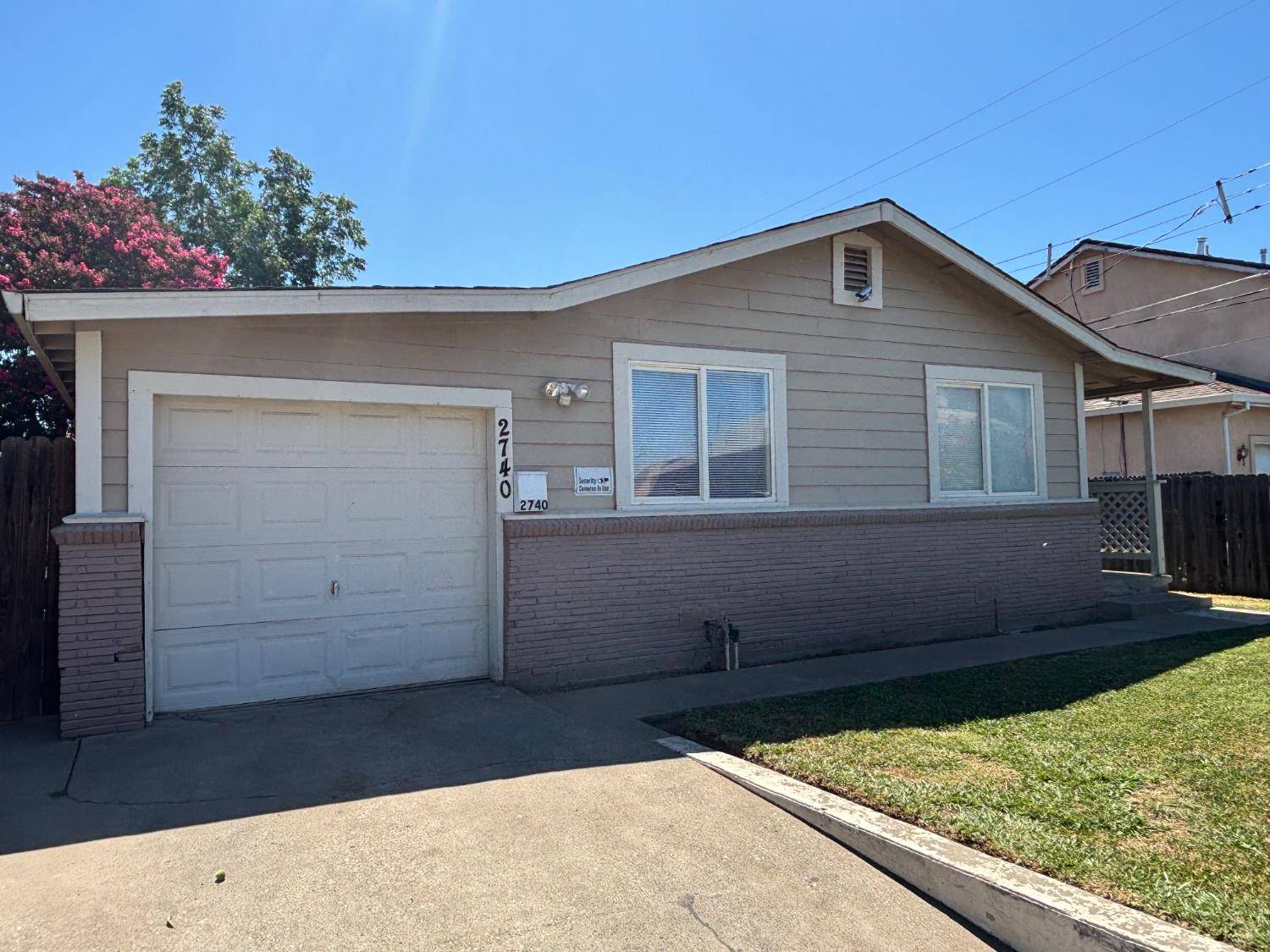 Sacramento, CA 95815,2740 Fairfield ST