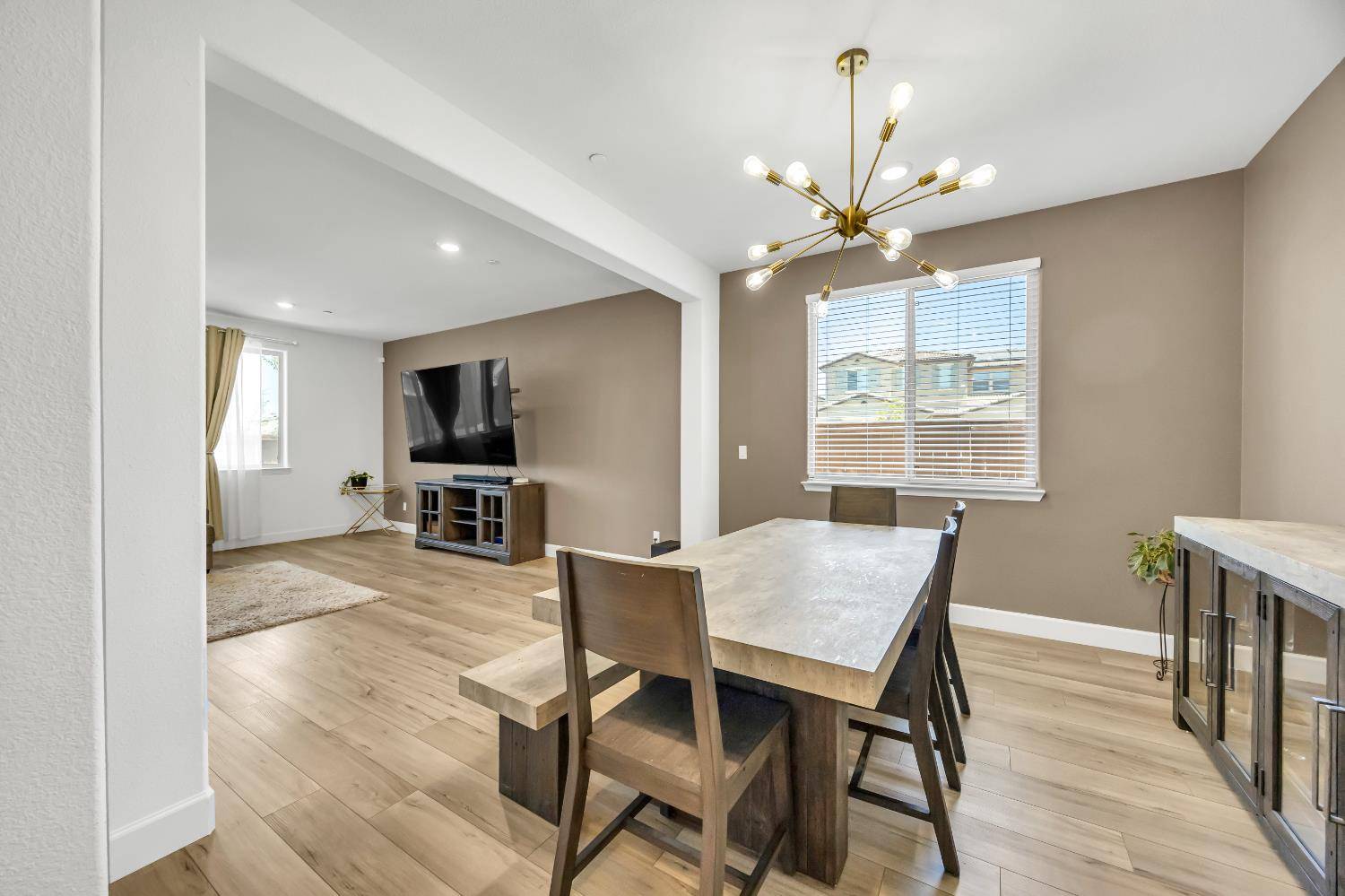 Roseville, CA 95747,400 Cloud Peak CT