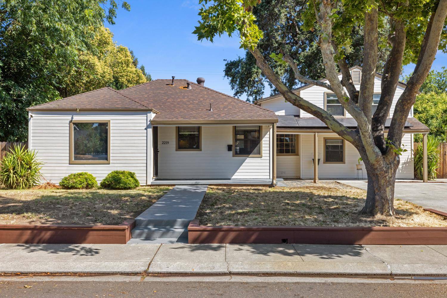 Stockton, CA 95204,2219 Oxford