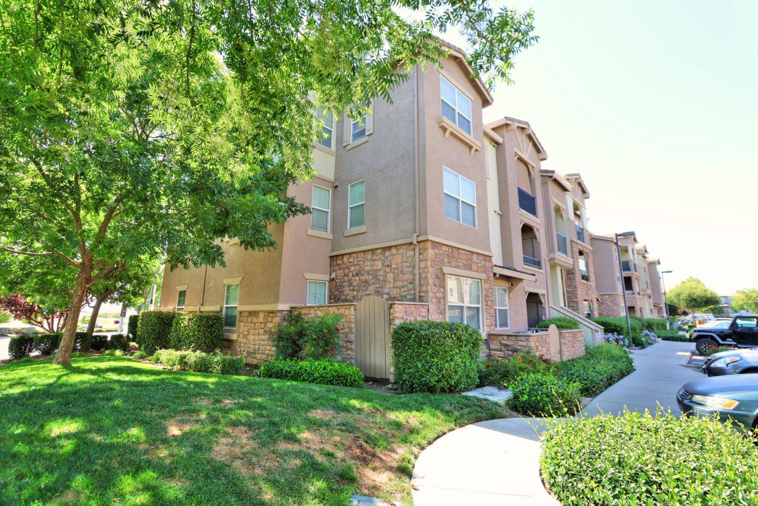 Rocklin, CA 95765,1200 Whitney Ranch Pkwy #626