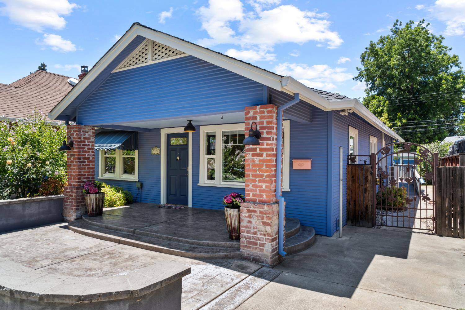 Sacramento, CA 95817,2108 Gerber AVE