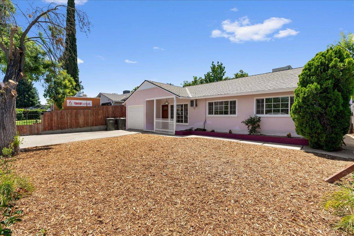 Sacramento, CA 95825,2117 Violet