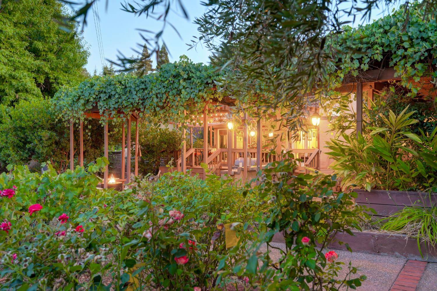 Folsom, CA 95630,105 Randall CT