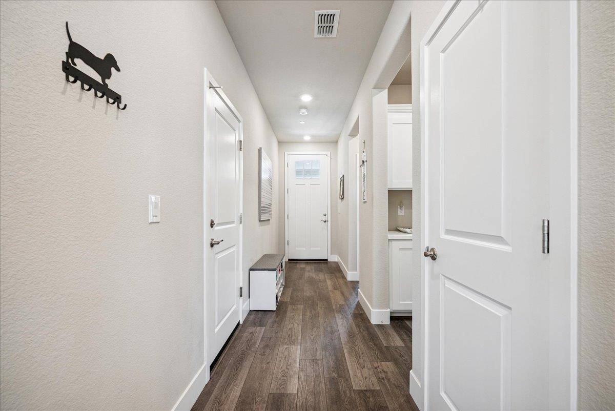 Rocklin, CA 95765,521 Desert Bloom CT