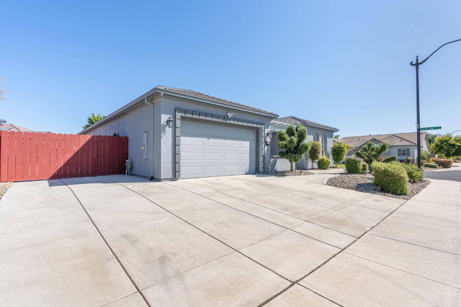 Manteca, CA 95336,1021 S Nutmeg Landing CT