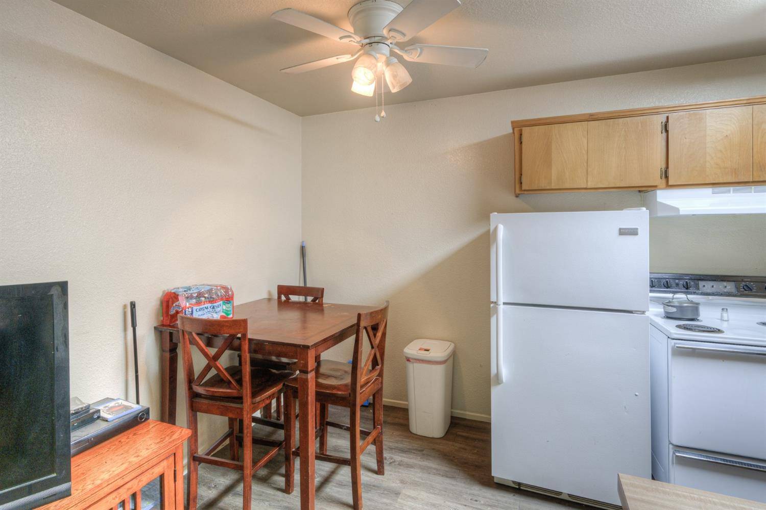 Colusa, CA 95932,35 Parkhill ST