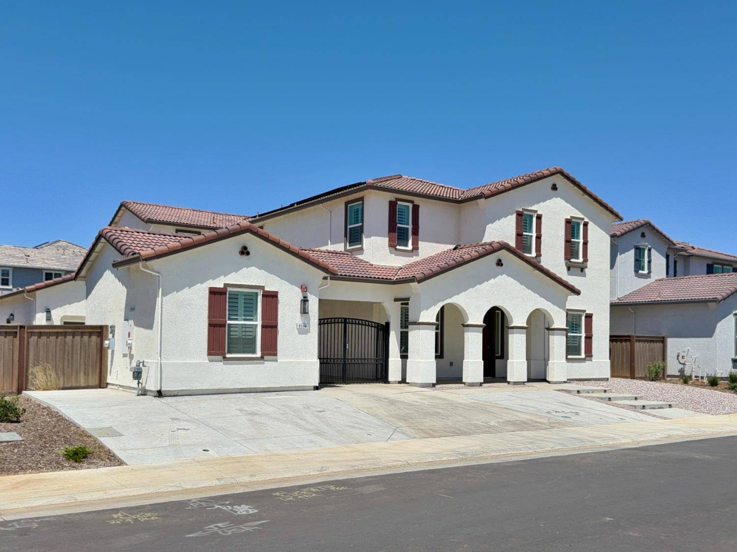 Elk Grove, CA 95757,8594 Sona WAY