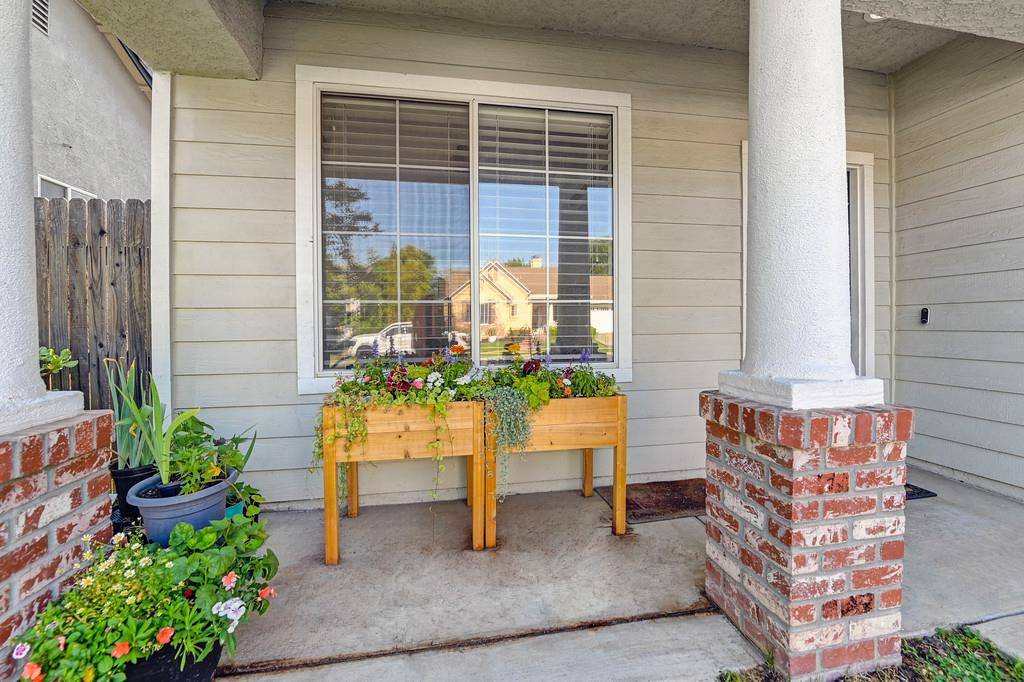 Roseville, CA 95678,117 Montgomery ST