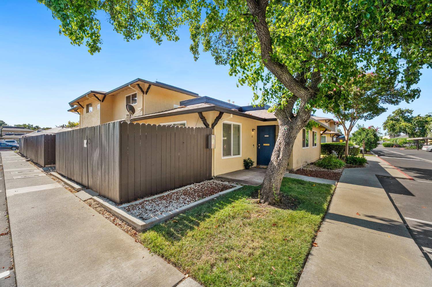 Woodland, CA 95695,56 W Elliot ST #61