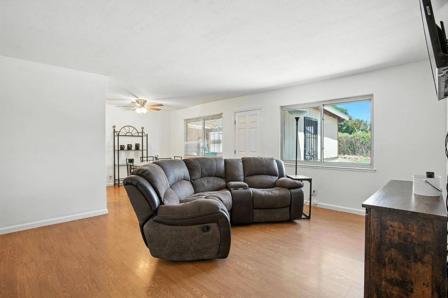 North Highlands, CA 95660,4236 Alan DR